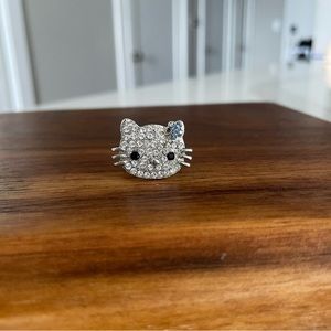 Hello Kitty Ring 🎀